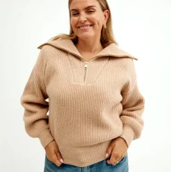Turtleneck Zip