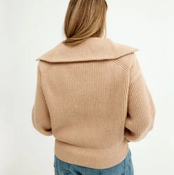 Turtleneck Zip